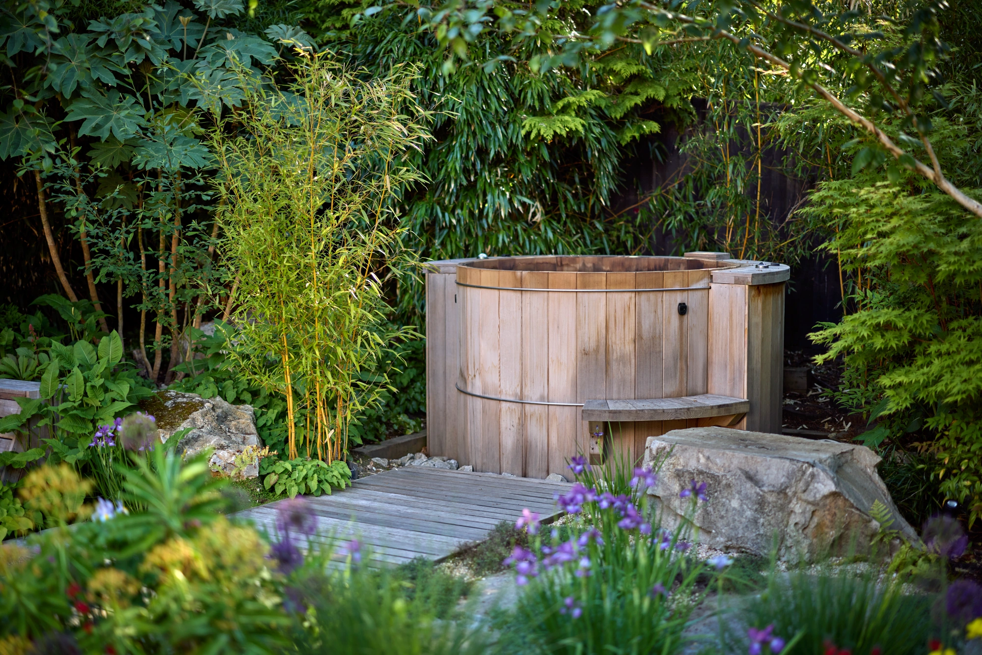 MC - Wychwood2-Hot-tub_T1_8601